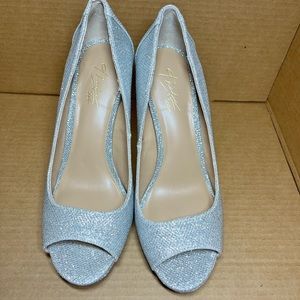 Silver THALIA SODI Women's Lenna Pumps Size 6.5M